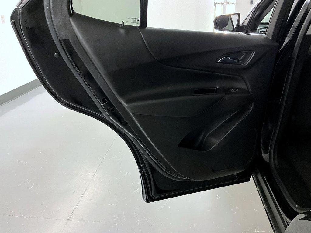 used 2022 Chevrolet Equinox car, priced at $16,999