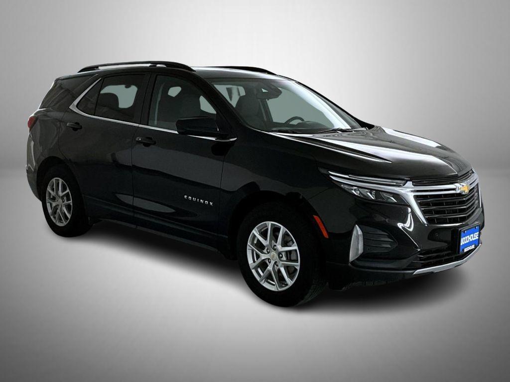 used 2022 Chevrolet Equinox car, priced at $16,999