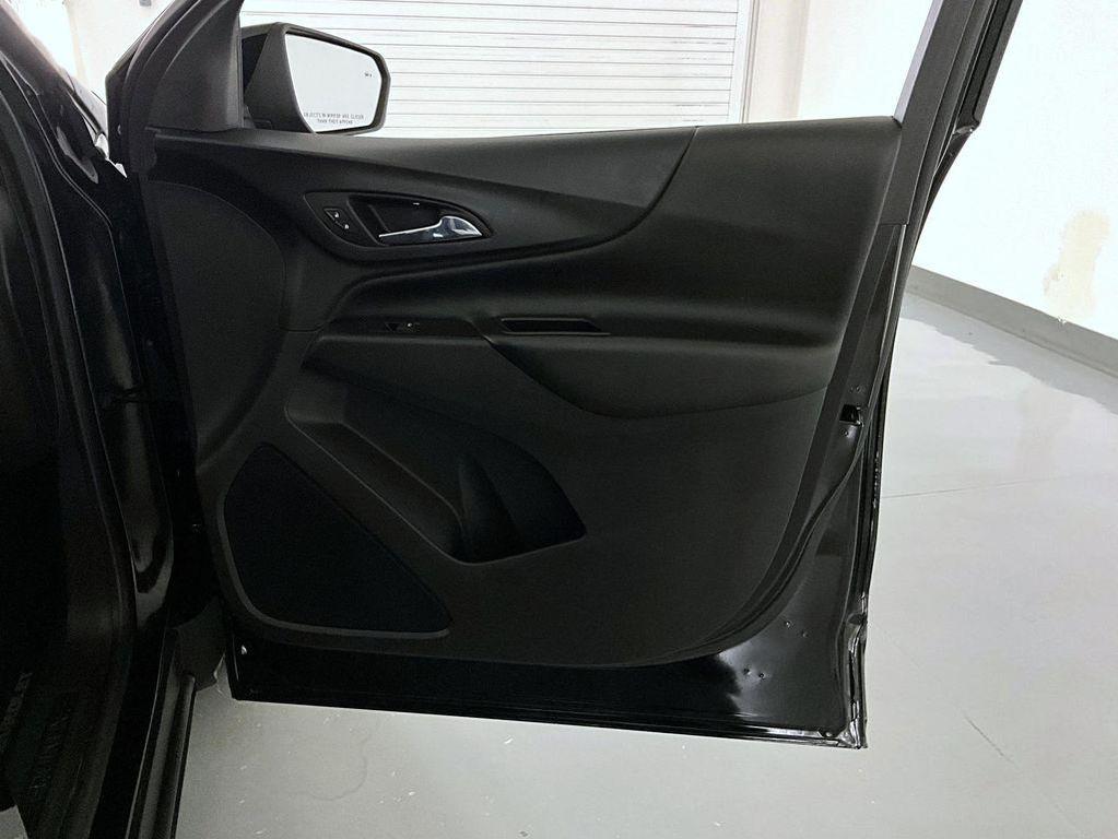 used 2022 Chevrolet Equinox car, priced at $16,999