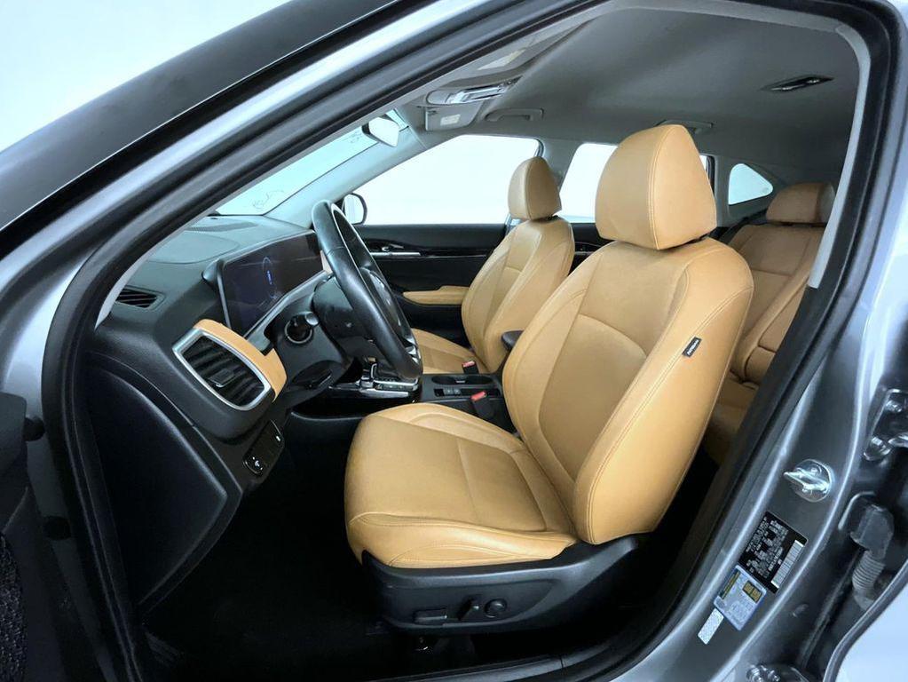 used 2024 Kia Seltos car, priced at $21,988