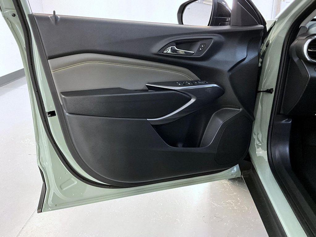 new 2026 Chevrolet Trax car, priced at $27,348