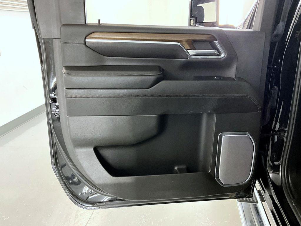 used 2024 Chevrolet Silverado 2500 car, priced at $69,566