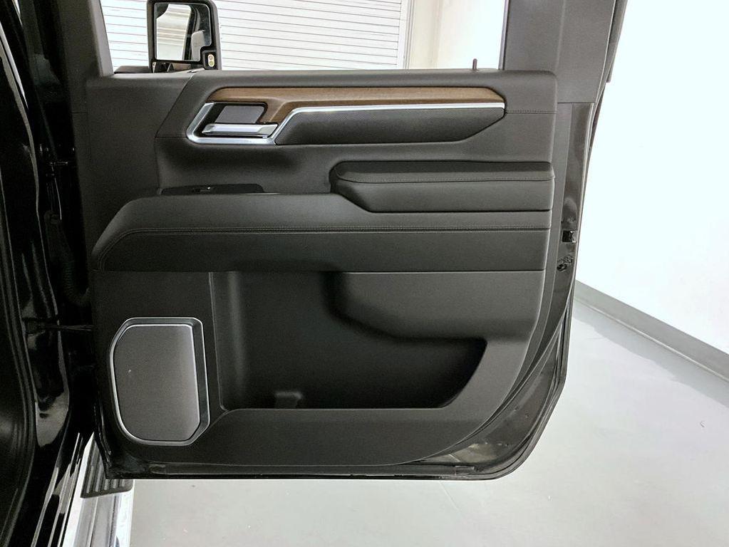 used 2024 Chevrolet Silverado 2500 car, priced at $69,566