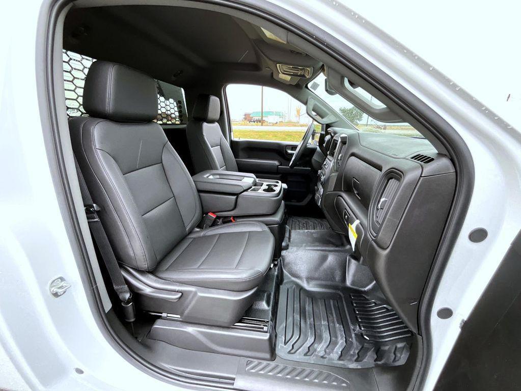 new 2025 Chevrolet Silverado 3500 car, priced at $66,811