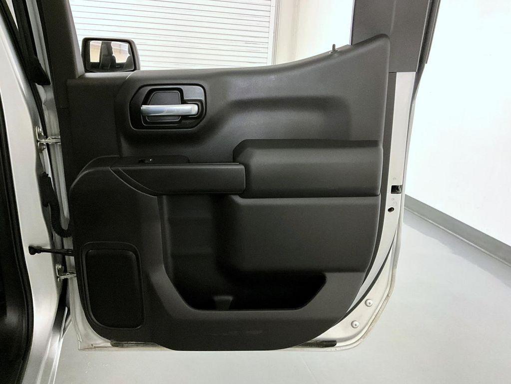 used 2021 Chevrolet Silverado 1500 car, priced at $30,994