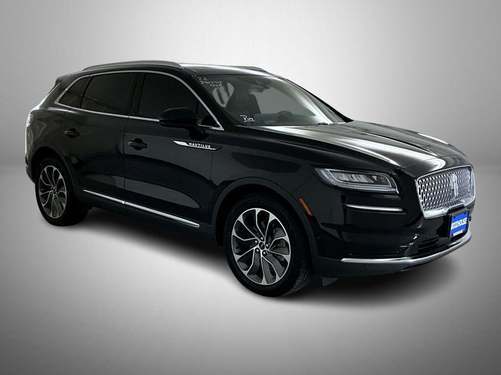 used 2022 Lincoln Nautilus car, priced at $34,802