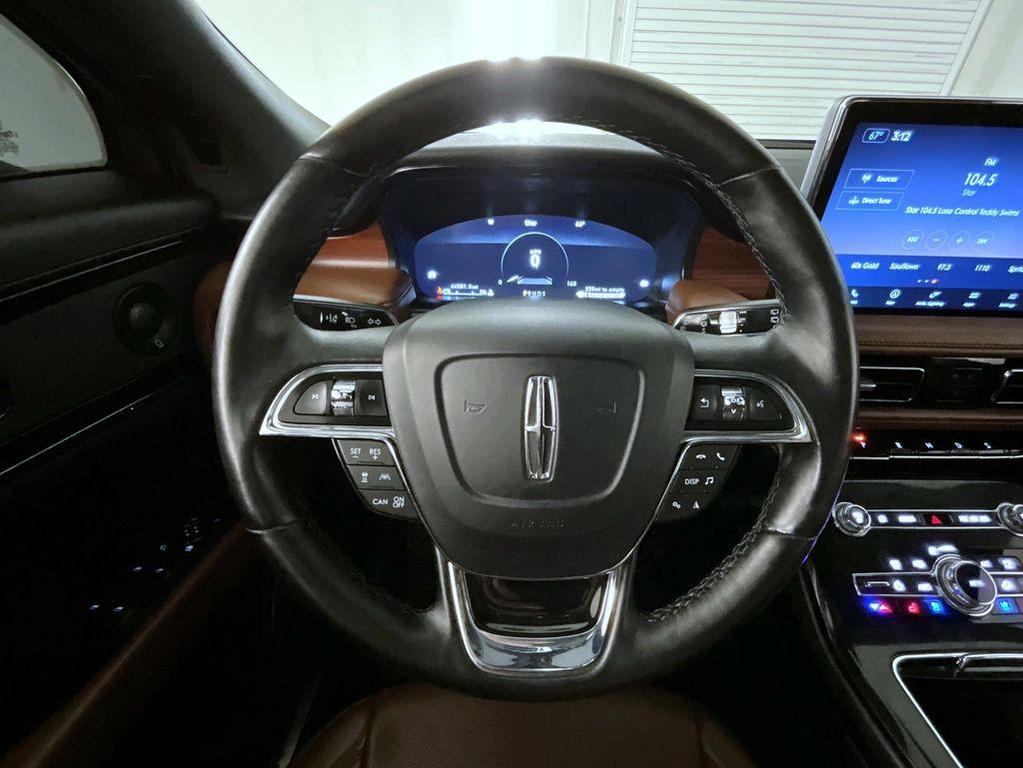 used 2022 Lincoln Nautilus car, priced at $34,802
