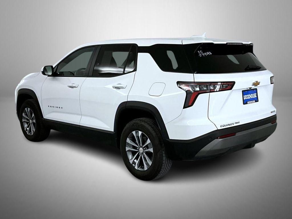 used 2025 Chevrolet Equinox car, priced at $29,033