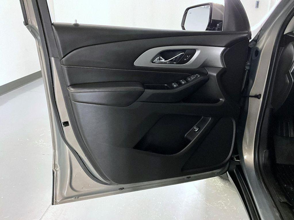 used 2019 Chevrolet Traverse car, priced at $16,499