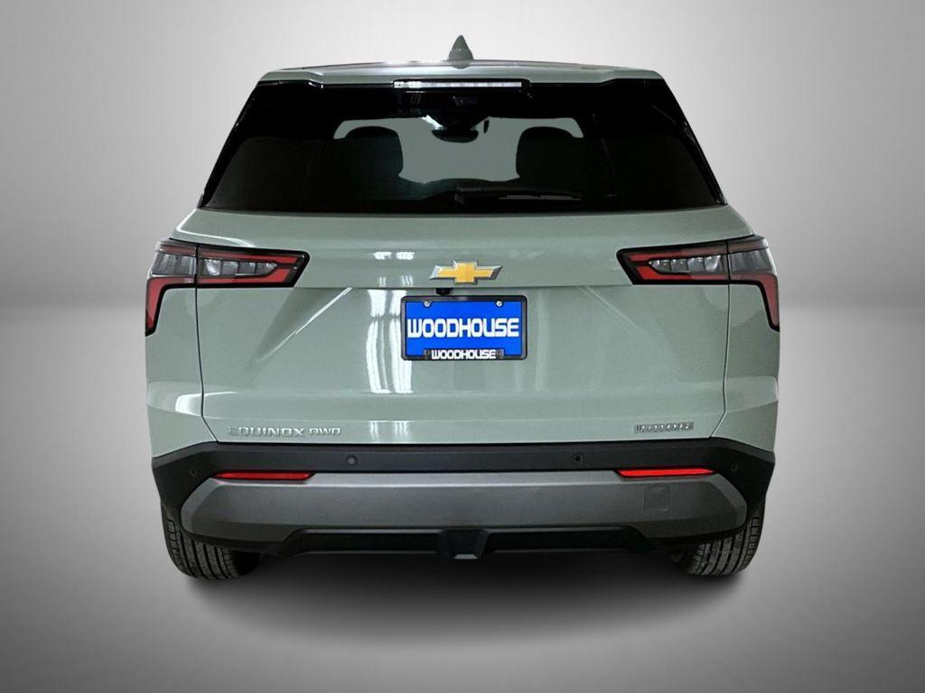 new 2026 Chevrolet Equinox car, priced at $36,294