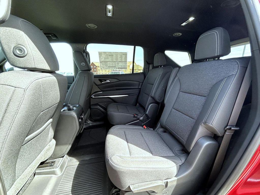 new 2026 Chevrolet Traverse car, priced at $51,642