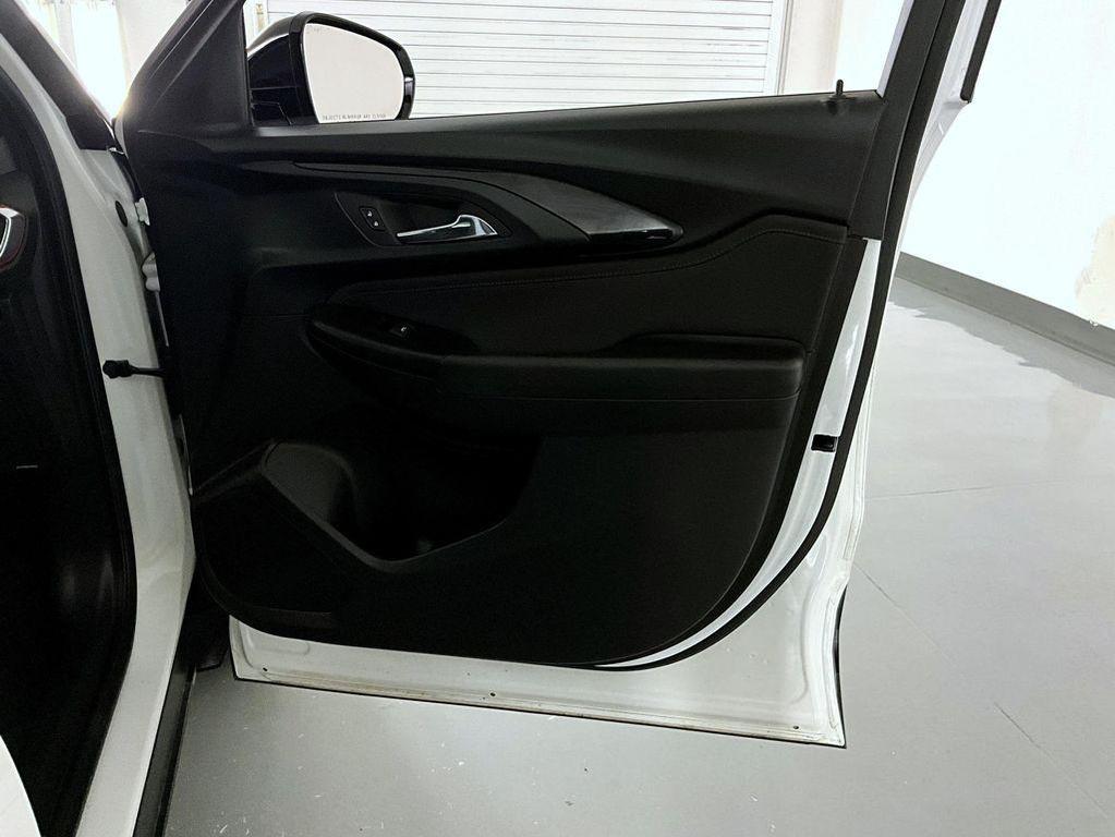 used 2023 Chevrolet TrailBlazer car, priced at $22,038