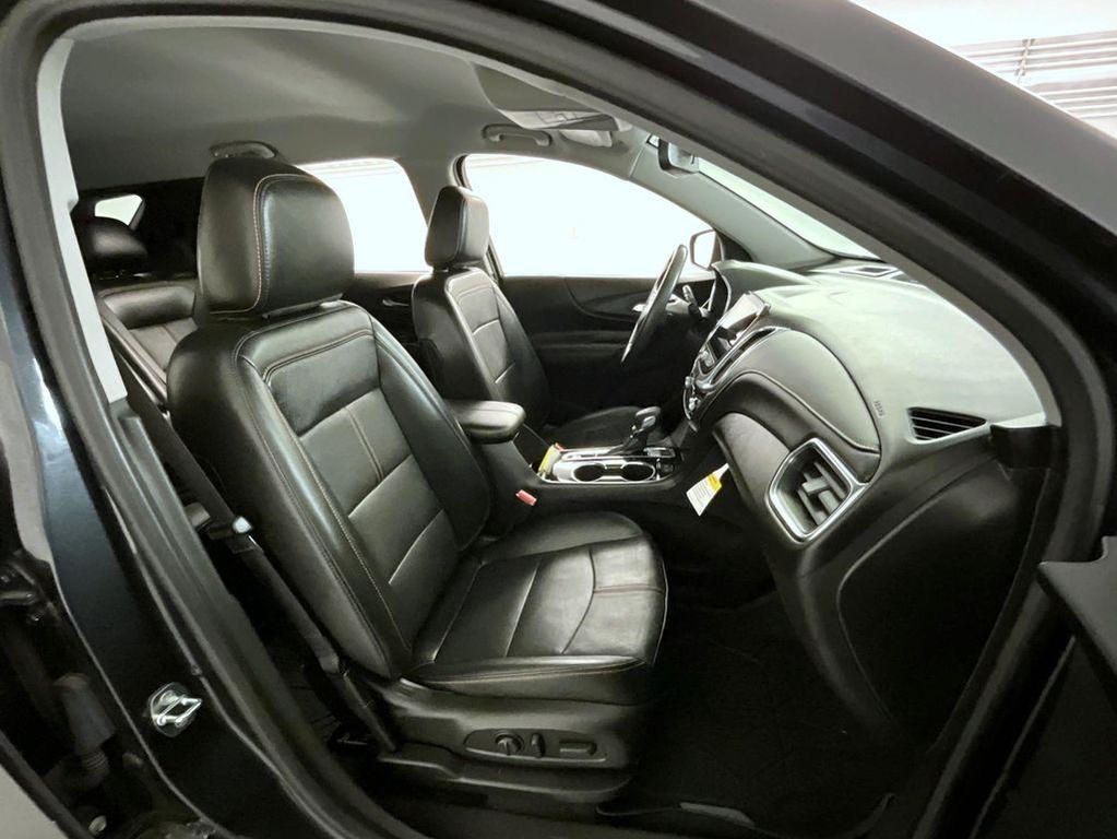 used 2022 Chevrolet Equinox car, priced at $25,999