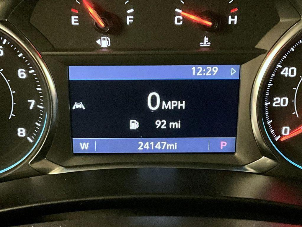 used 2022 Chevrolet Equinox car, priced at $25,999