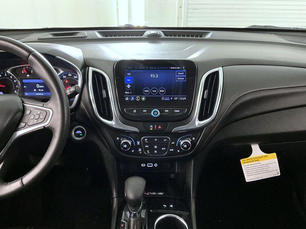 used 2022 Chevrolet Equinox car, priced at $25,999