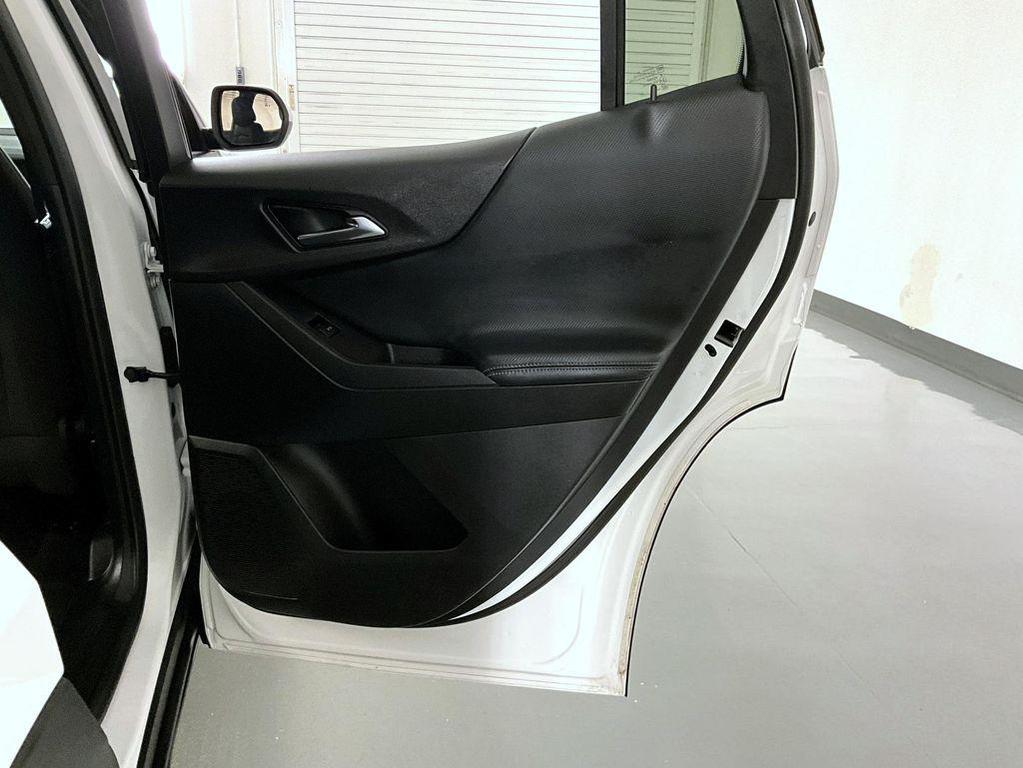 used 2025 Chevrolet Equinox car, priced at $27,999