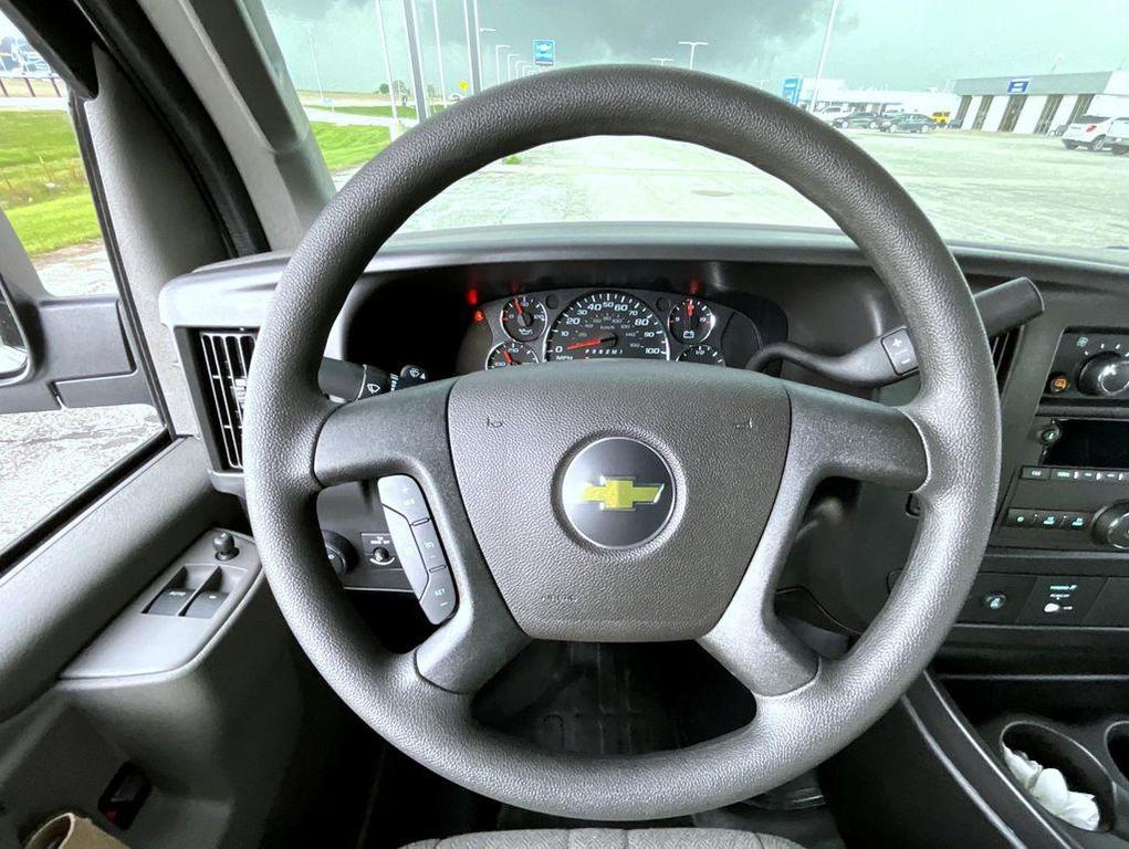 new 2026 Chevrolet Express 2500 car