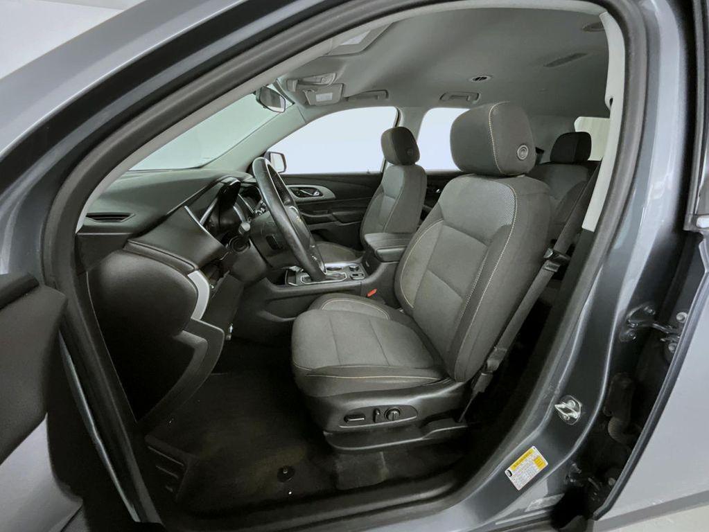 used 2020 Chevrolet Traverse car, priced at $22,199