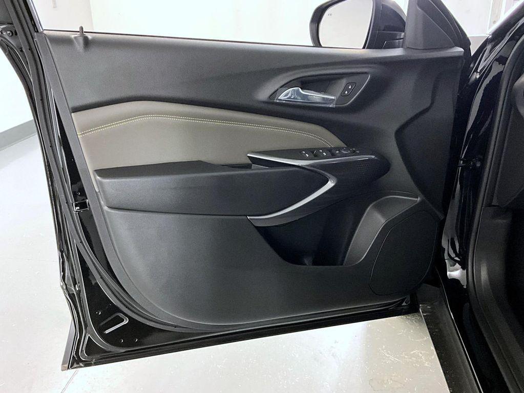 new 2026 Chevrolet Trax car, priced at $27,348