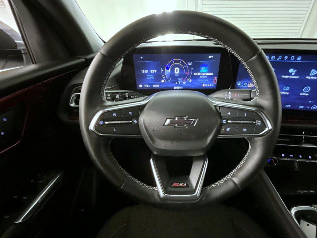 used 2024 Chevrolet Traverse car, priced at $43,614