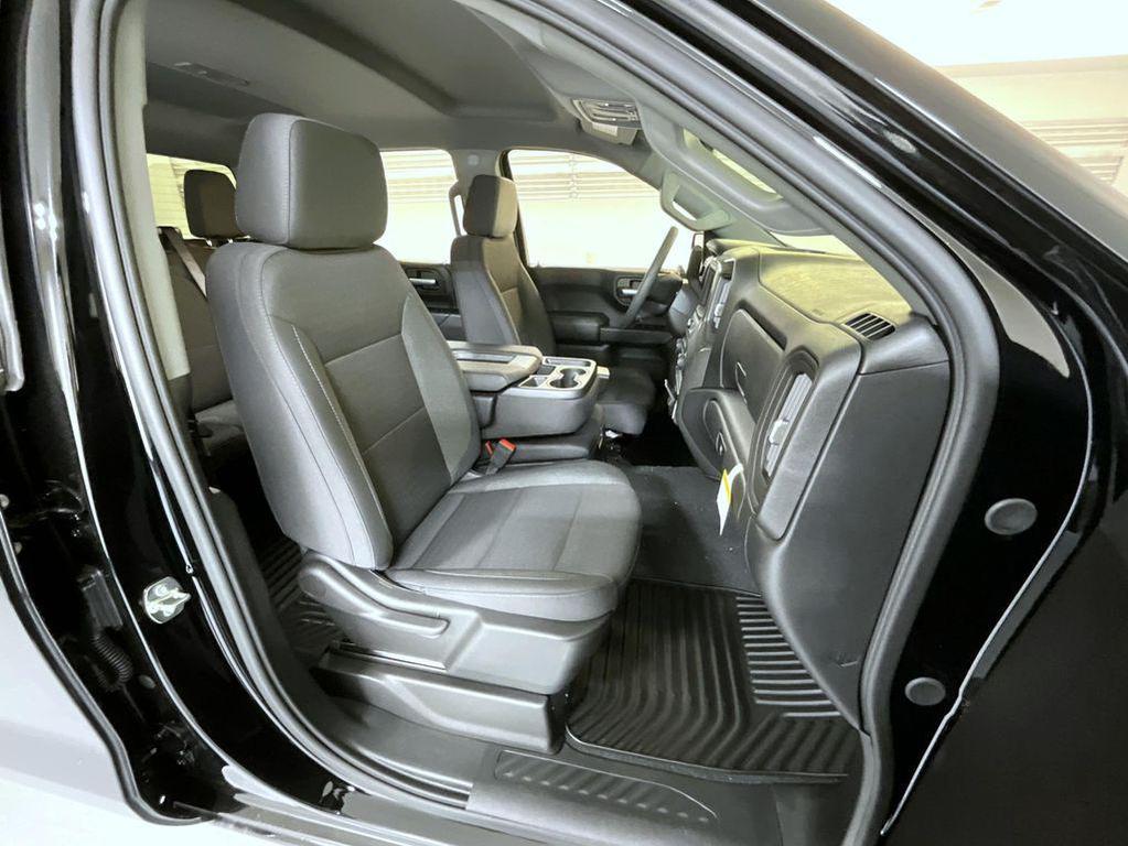 new 2026 Chevrolet Silverado 1500 car, priced at $47,333
