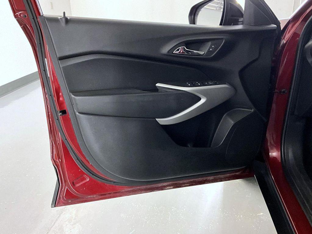 used 2024 Chevrolet Trax car, priced at $20,405