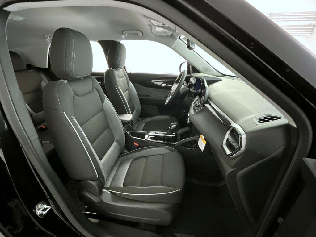 new 2026 Chevrolet TrailBlazer car, priced at $30,571