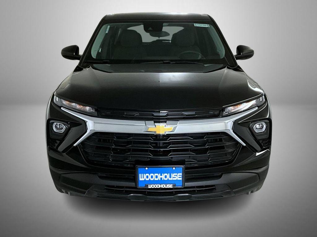 new 2026 Chevrolet TrailBlazer car, priced at $27,803