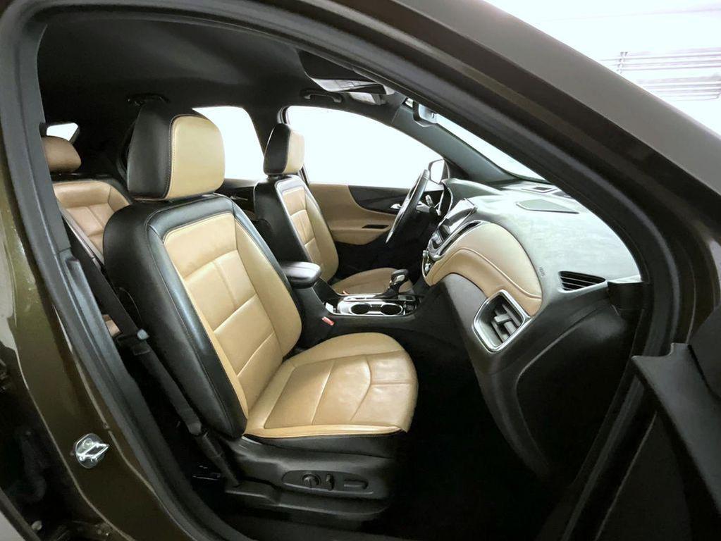 used 2023 Chevrolet Equinox car, priced at $27,899