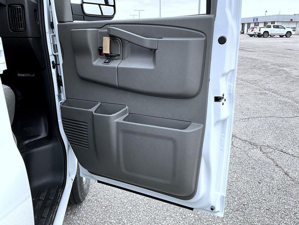 new 2026 Chevrolet Express 2500 car, priced at $52,848