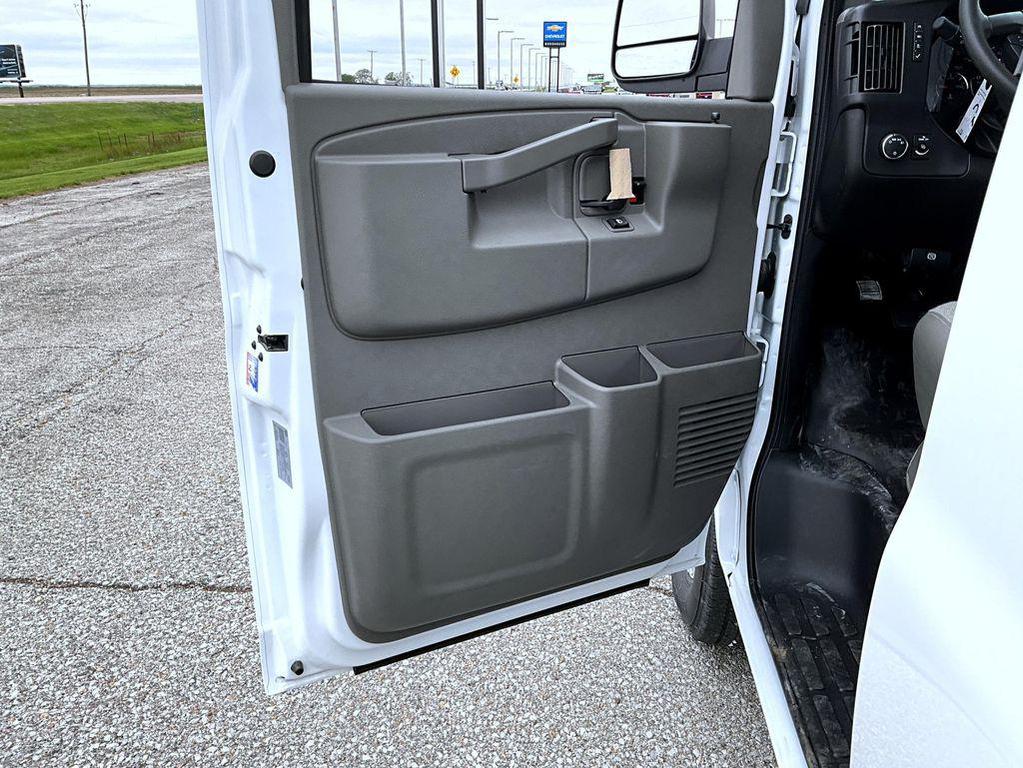 new 2026 Chevrolet Express 2500 car, priced at $52,848