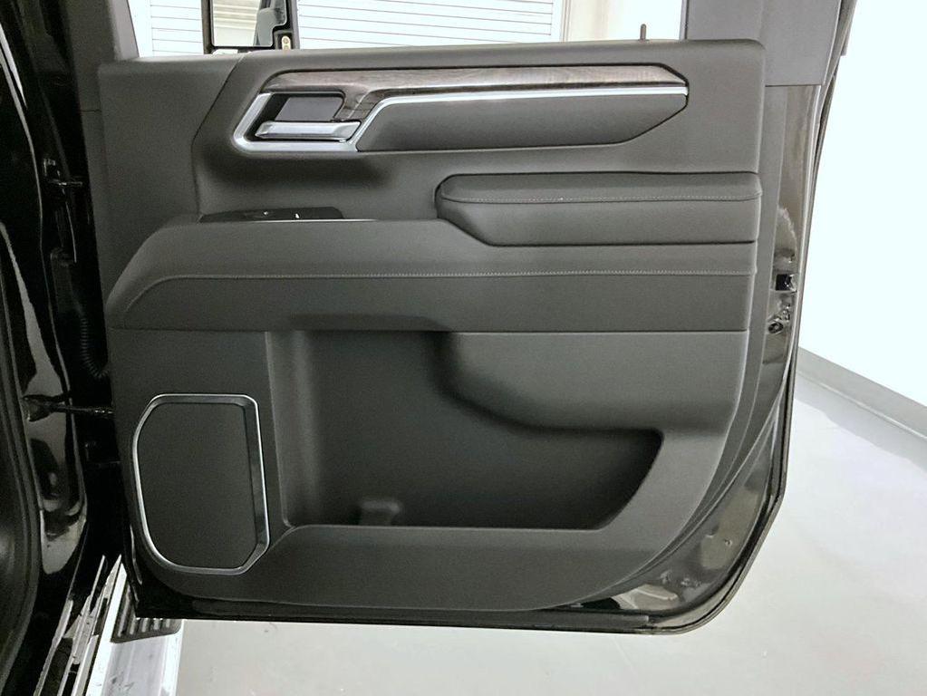 new 2026 Chevrolet Silverado 2500 car, priced at $82,199