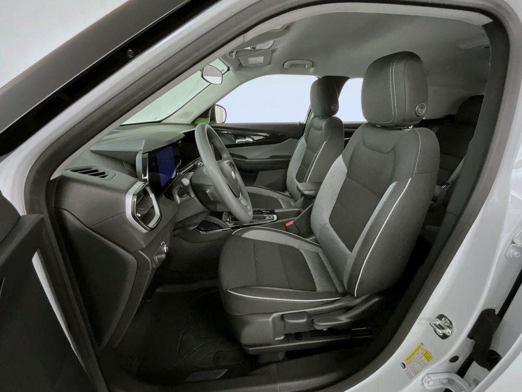 new 2026 Chevrolet TrailBlazer car, priced at $28,124