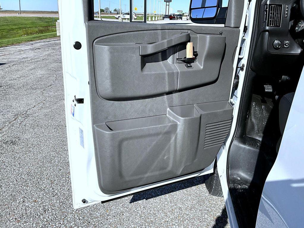 new 2026 Chevrolet Express 2500 car, priced at $52,848