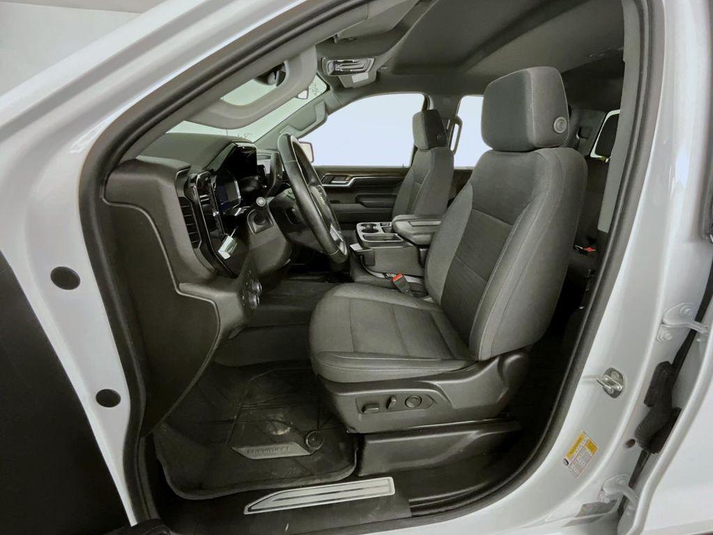 used 2024 Chevrolet Silverado 1500 car, priced at $41,869