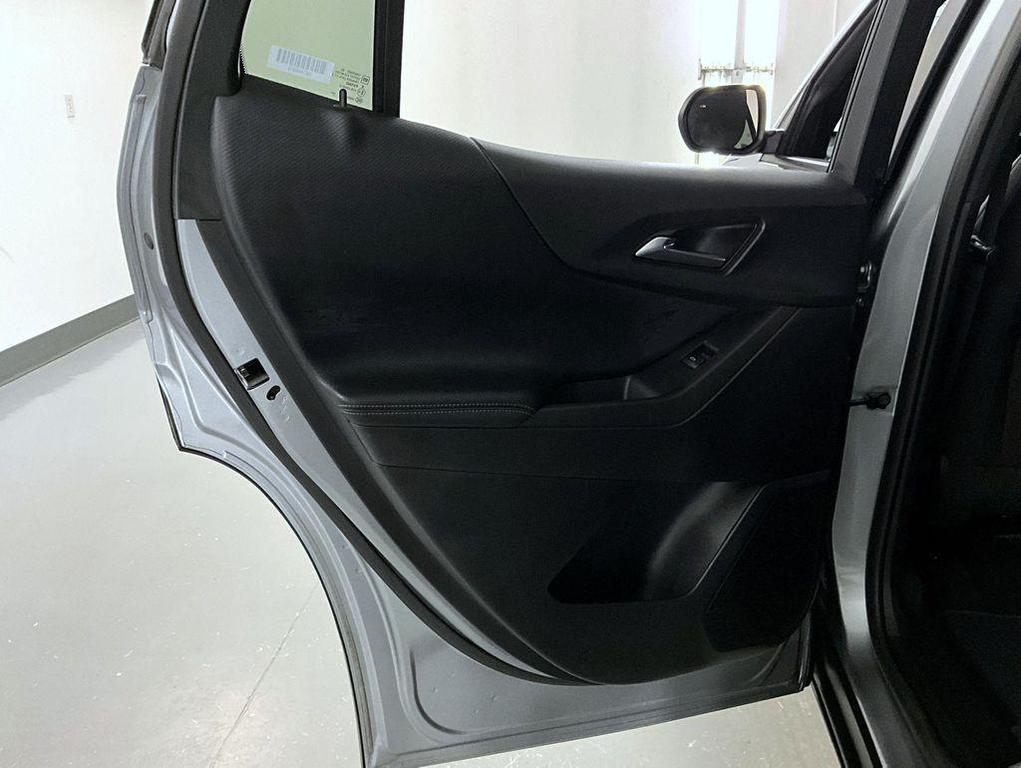 used 2025 Chevrolet Equinox car, priced at $27,999