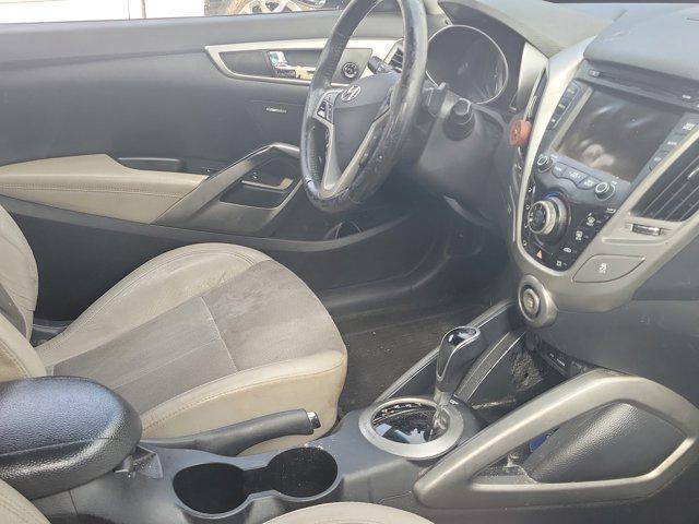 used 2013 Hyundai Veloster car