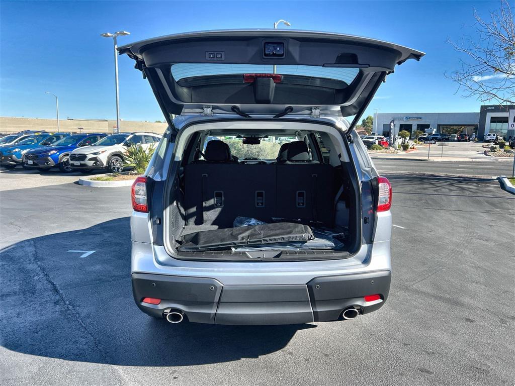 new 2025 Subaru Ascent car, priced at $54,252