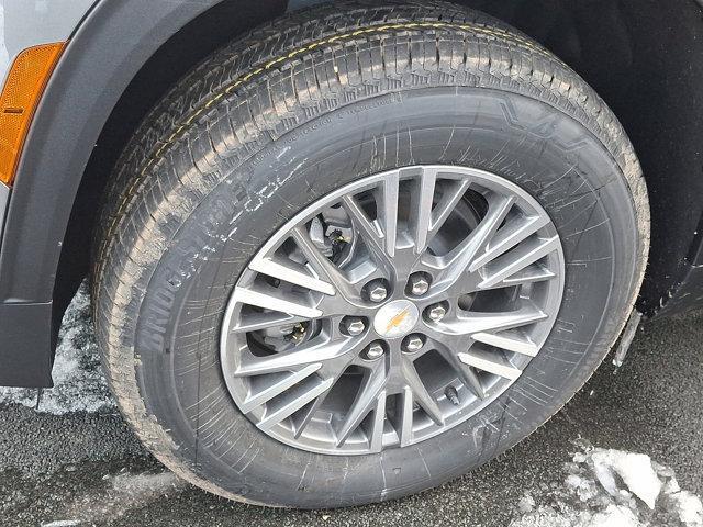 new 2026 Chevrolet Traverse car, priced at $42,042