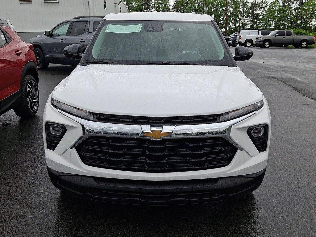 new 2026 Chevrolet TrailBlazer car, priced at $26,354