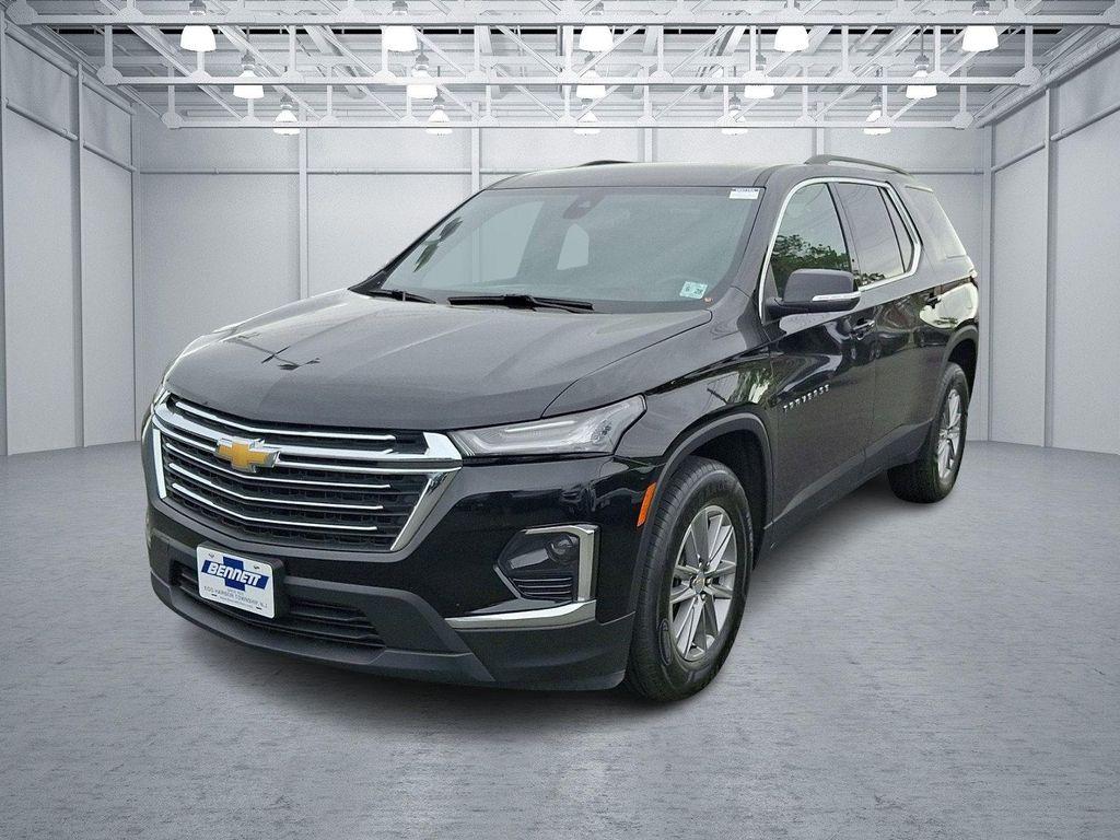 used 2023 Chevrolet Traverse car, priced at $35,488