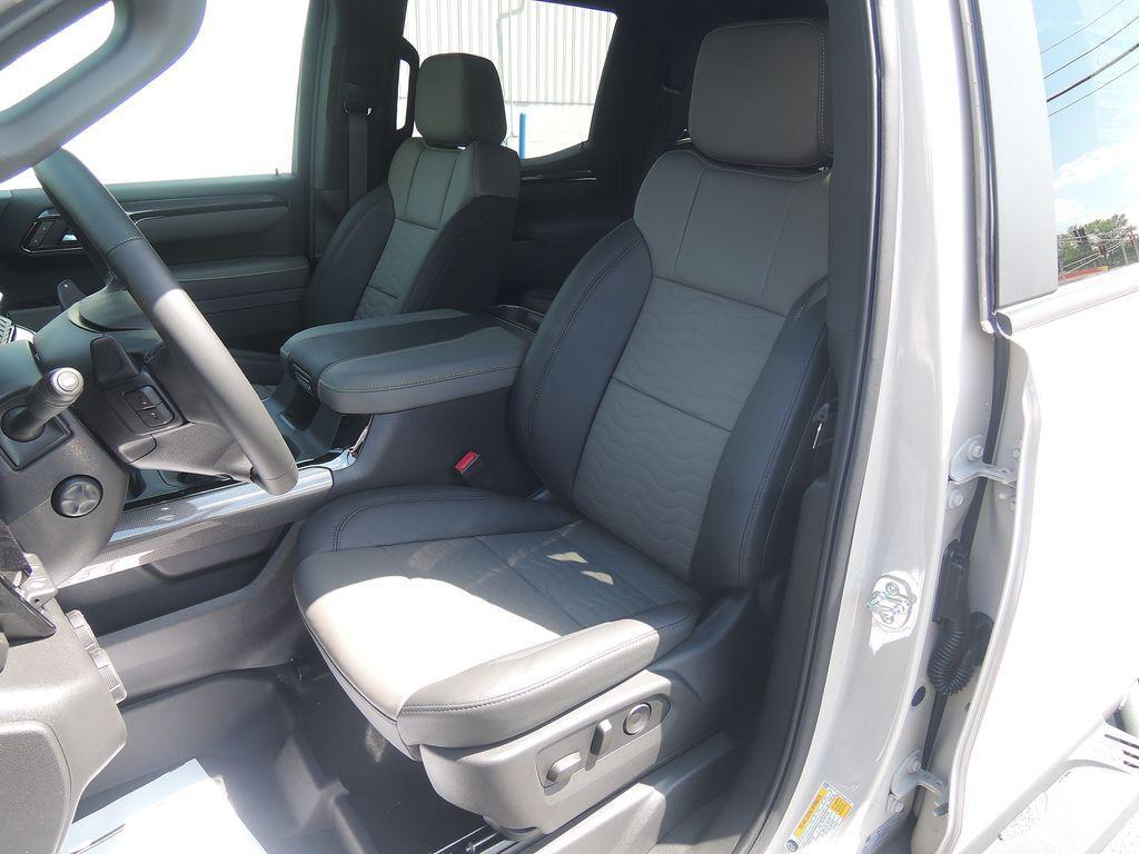 new 2026 Chevrolet Silverado 1500 car, priced at $72,811