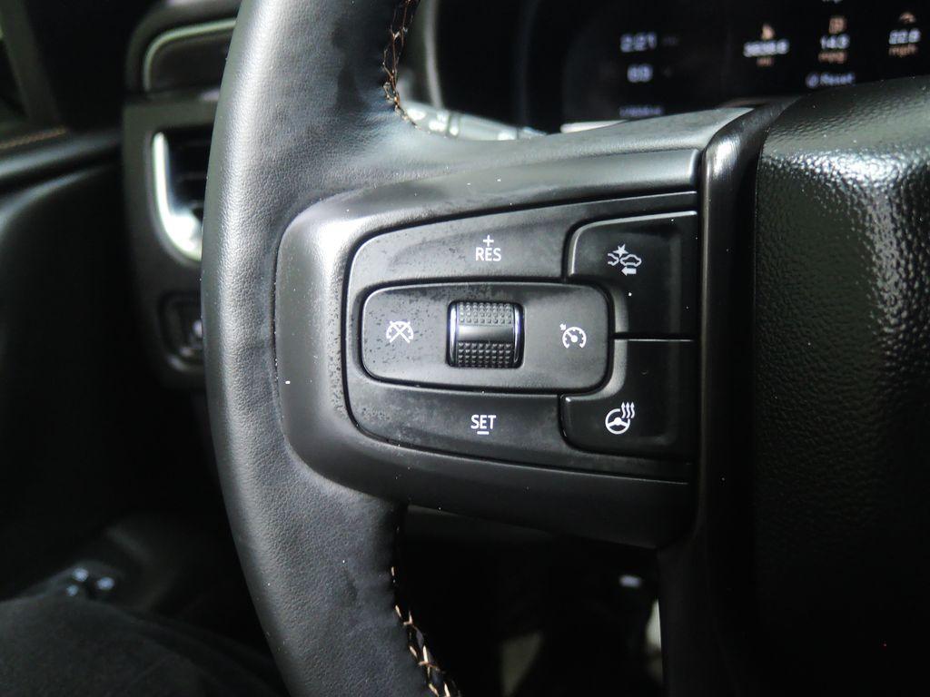 used 2024 GMC Yukon car, priced at $68,516