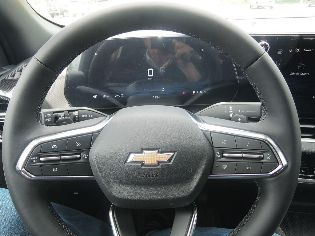 new 2026 Chevrolet Equinox car, priced at $34,645