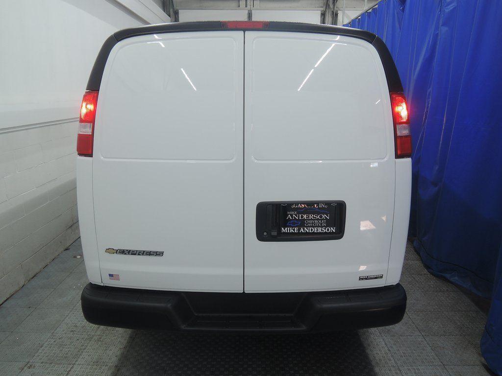 new 2026 Chevrolet Express 2500 car