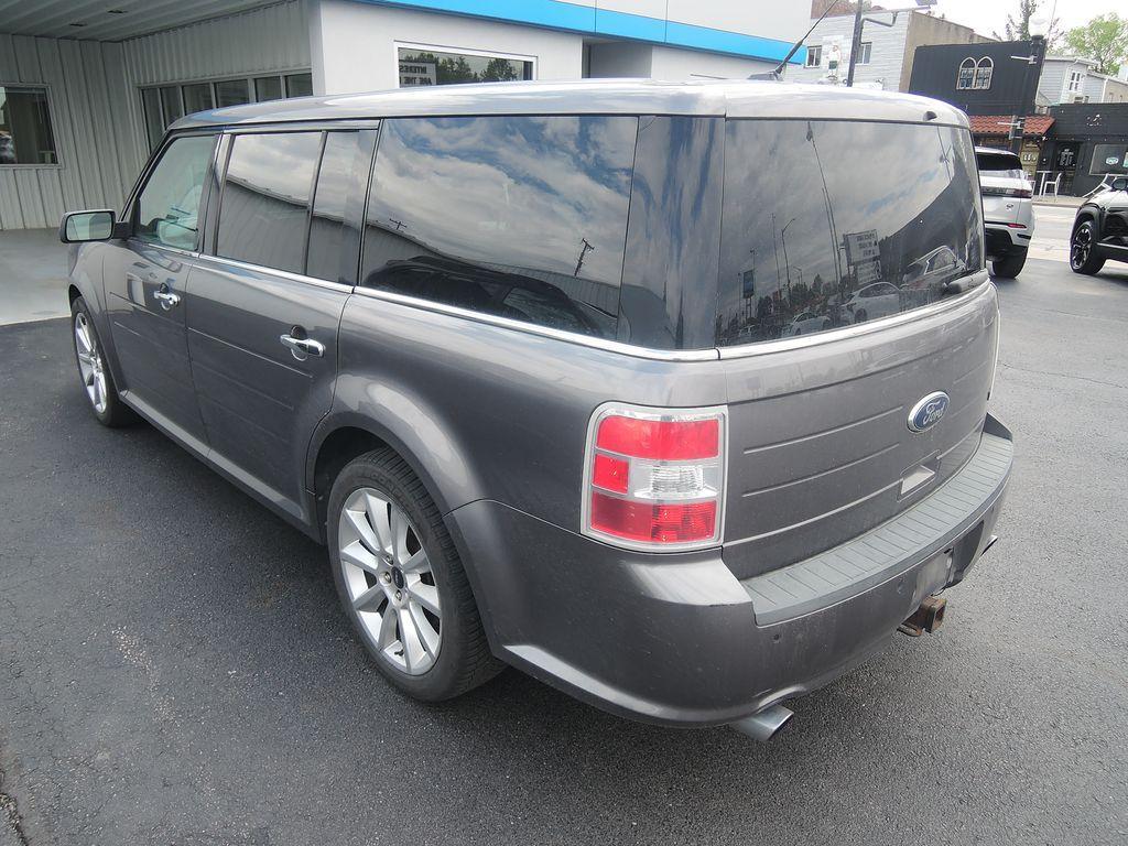 used 2010 Ford Flex car, priced at $3,500