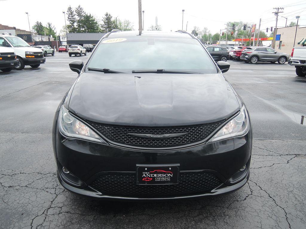 used 2018 Chrysler Pacifica car, priced at $11,000