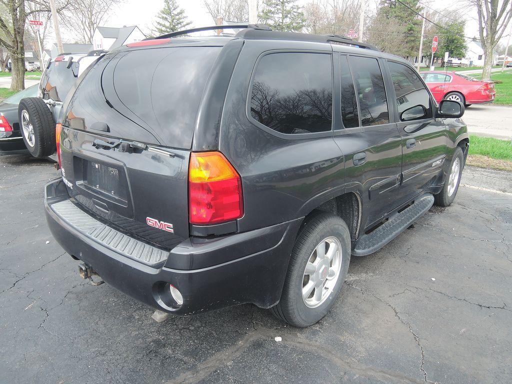 used 2004 GMC Envoy car, priced at $3,800