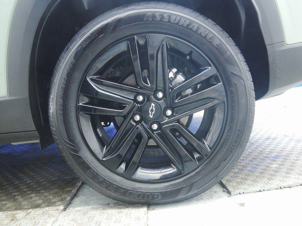 used 2025 Chevrolet Trax car, priced at $27,890