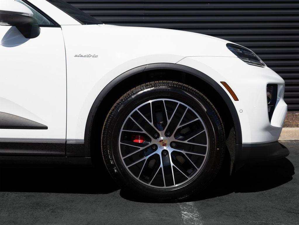 new 2025 Porsche Macan car, priced at $95,755